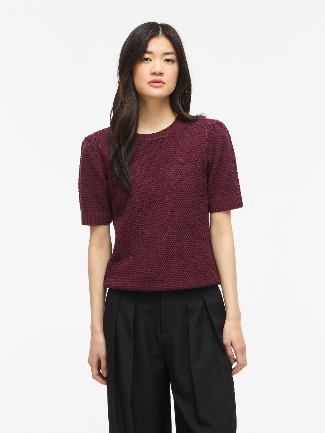 model_shot-front